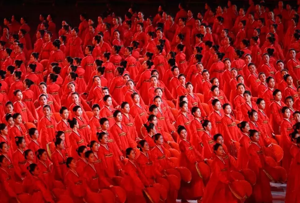 朝鲜举行盛大阅兵式，援俄部队亮相！-第12张图片-