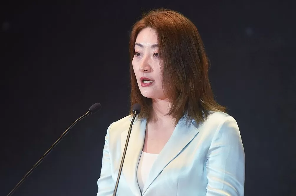 宗馥莉辞职，一段潜伏近30年的矛盾浮出水面-第2张图片-