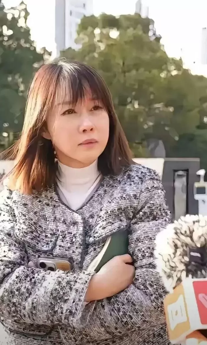 “继母长子内斗两年，双双出局”！知名企业迎来新掌舵人-第4张图片-