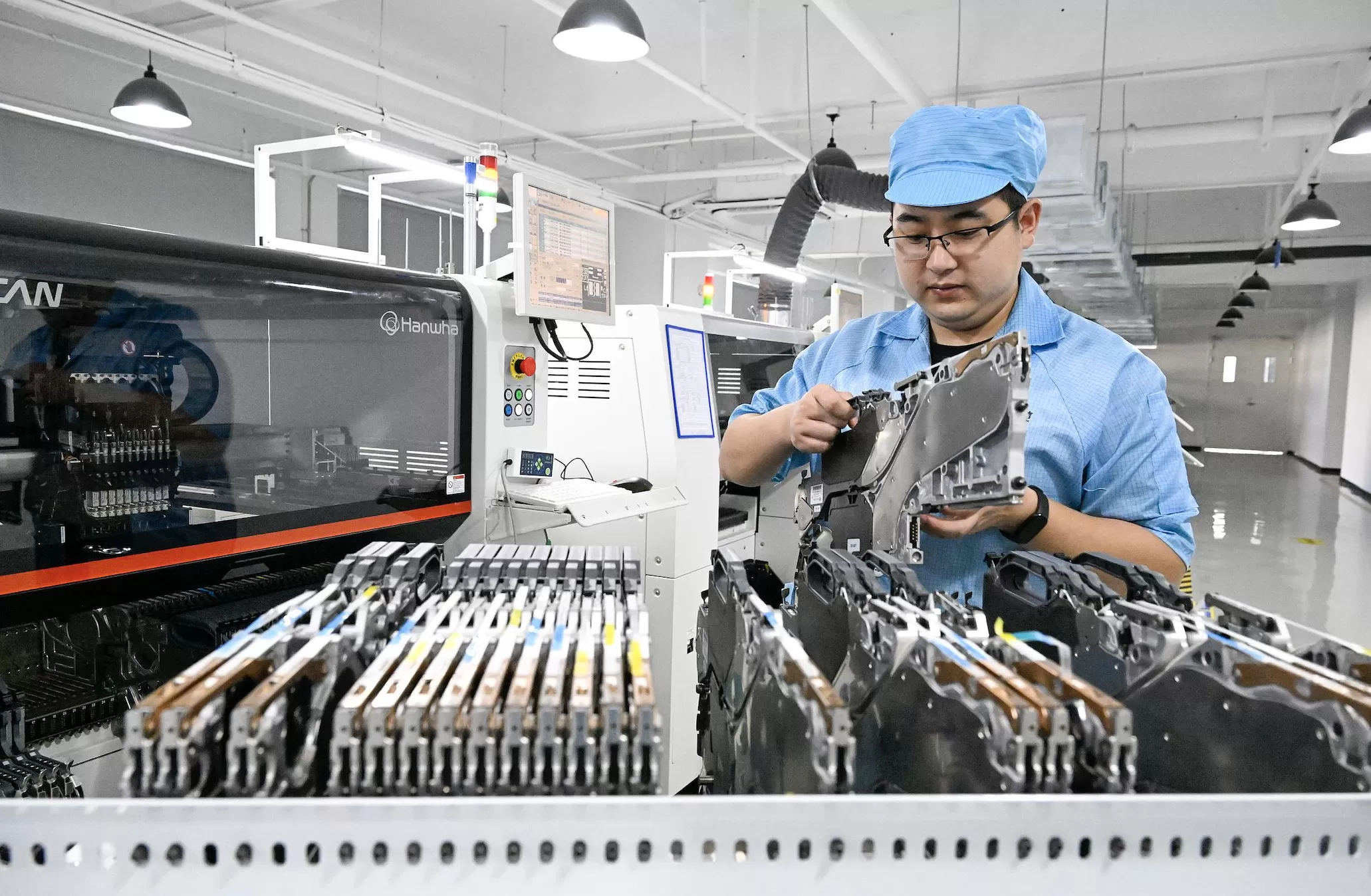 加强关键共性技术攻关、按需布局算力基础设施,服务型制造迎重磅政策支持-第1张图片- 加强关键共性技术攻关、按需布局算力基础设施,服务型制造迎重磅政策支持-第1张图片-