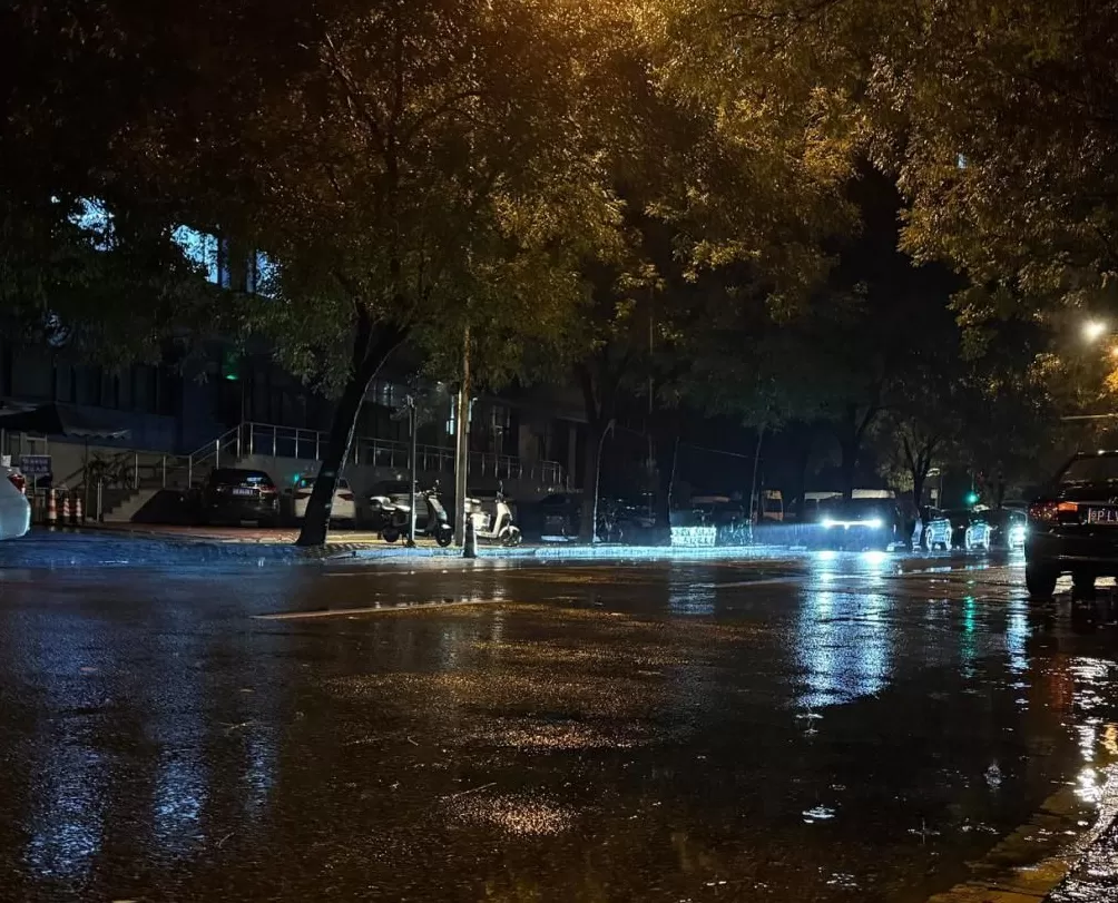 漫长秋雨因何而来？-第1张图片-