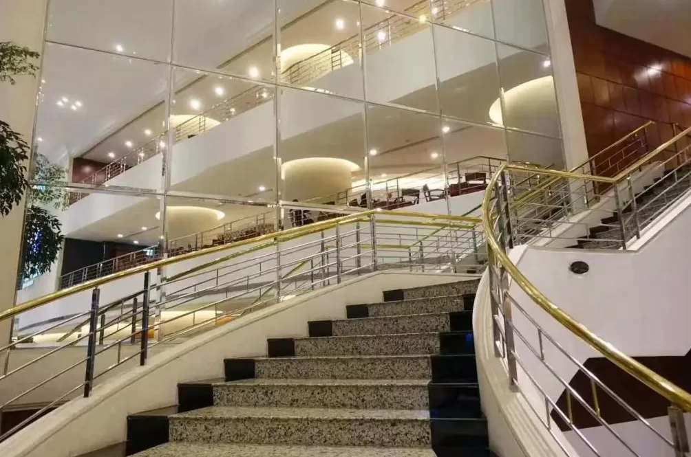 黄金周酒店乱象：1千多一晚亚朵全季，他们选择在景区扎帐篷-第8张图片-