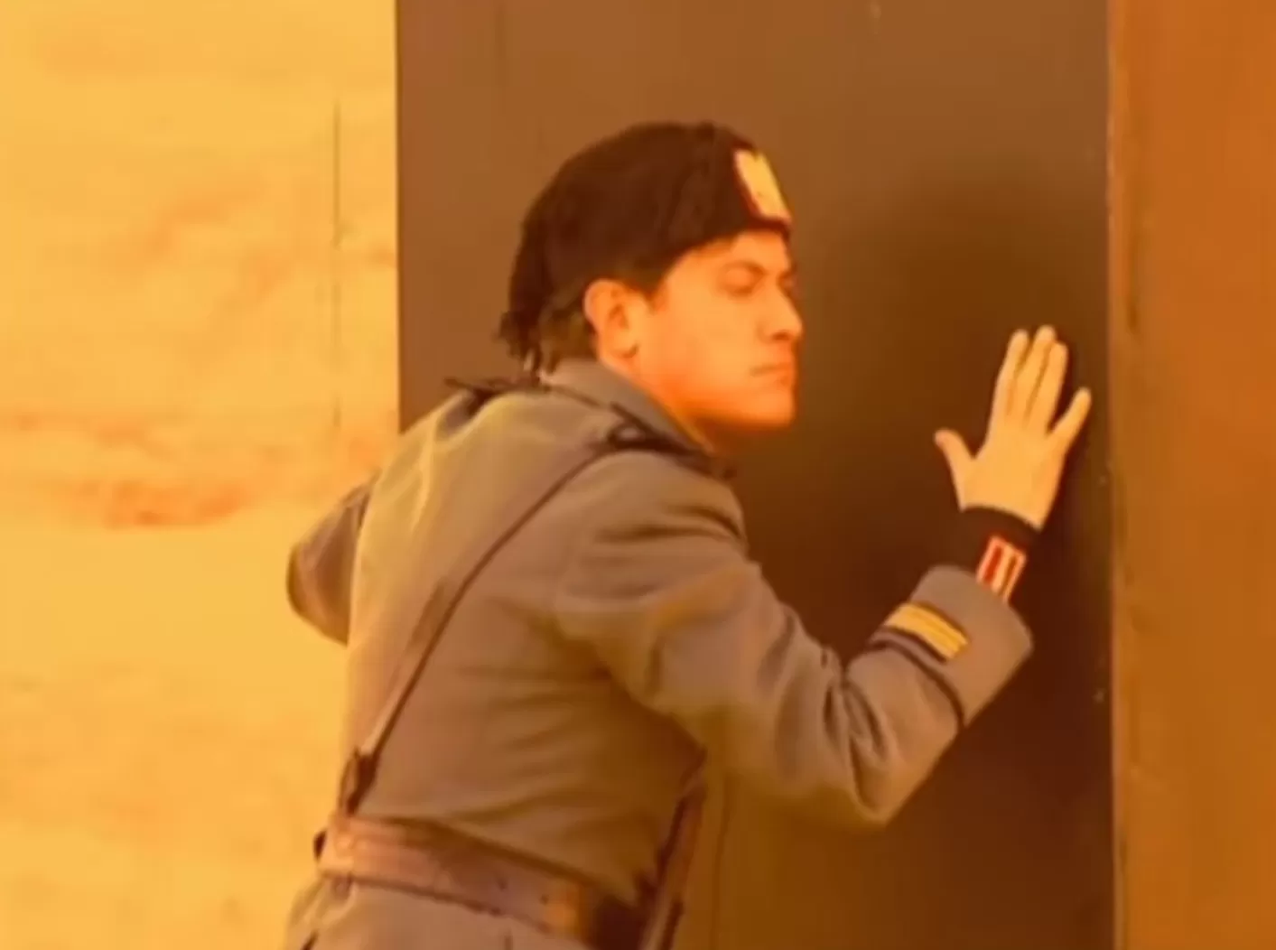 意大利影视中的法西斯主义:“世纪之子”还是“不良诗人”?-第14张图片- 意大利影视中的法西斯主义:“世纪之子”还是“不良诗人”?-第14张图片-