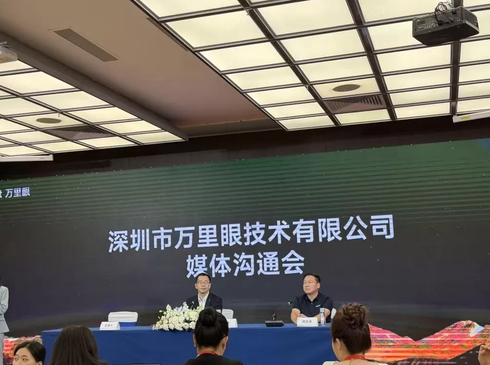 特写丨团队600人的万里眼，开发出了华为“望眼欲穿”示波器-第2张图片-