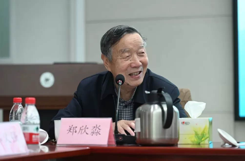 故宫博物院原院长郑欣淼《国家记忆》：为故宫文物南迁立信史-第2张图片-