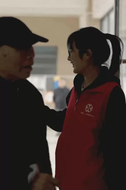 00后住进养老院：月租300元，和奶奶跨代共居-第11张图片-