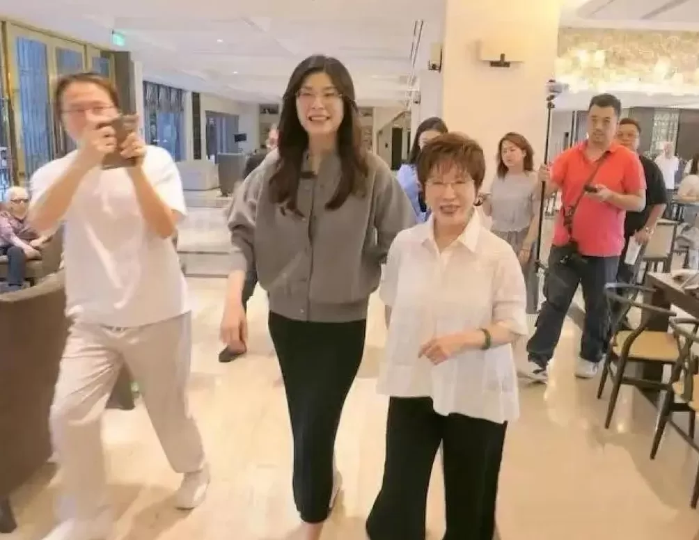 胡锡进：虽然郑丽文年轻时支持过“台独”，但她的政治观点在后来得以重塑-第2张图片-