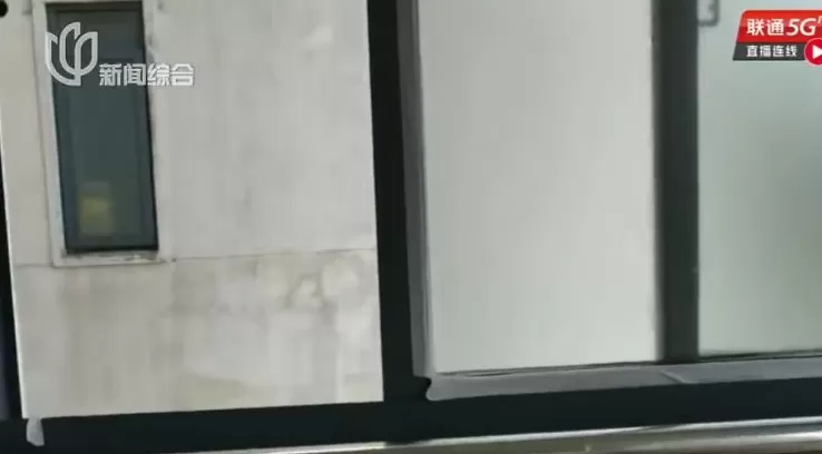 仅隔3米！沪一女业主直呼没隐私：如厕不敢站起，洗澡轮廓被看光-第6张图片-