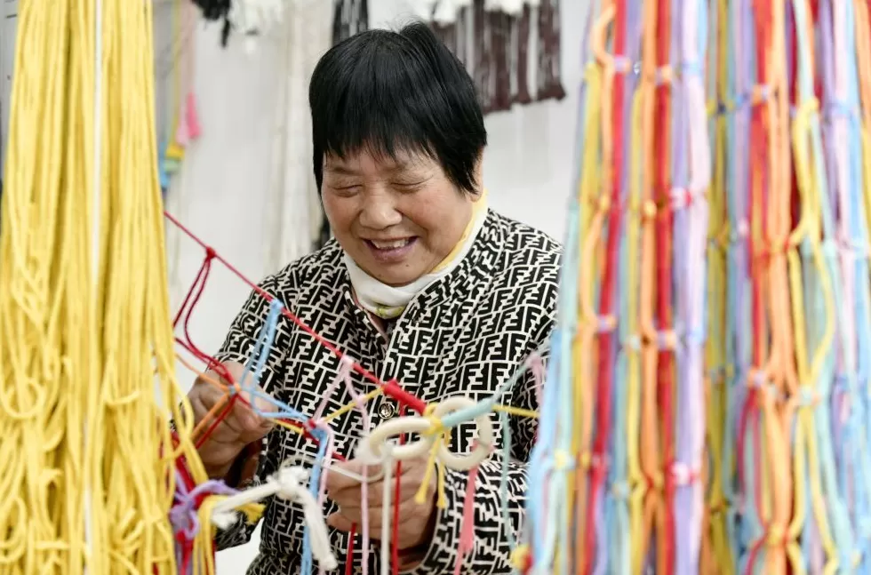 确保基本实现社会主义现代化取得决定性进展——写在党的二十届四中全会召开之际-第14张图片-