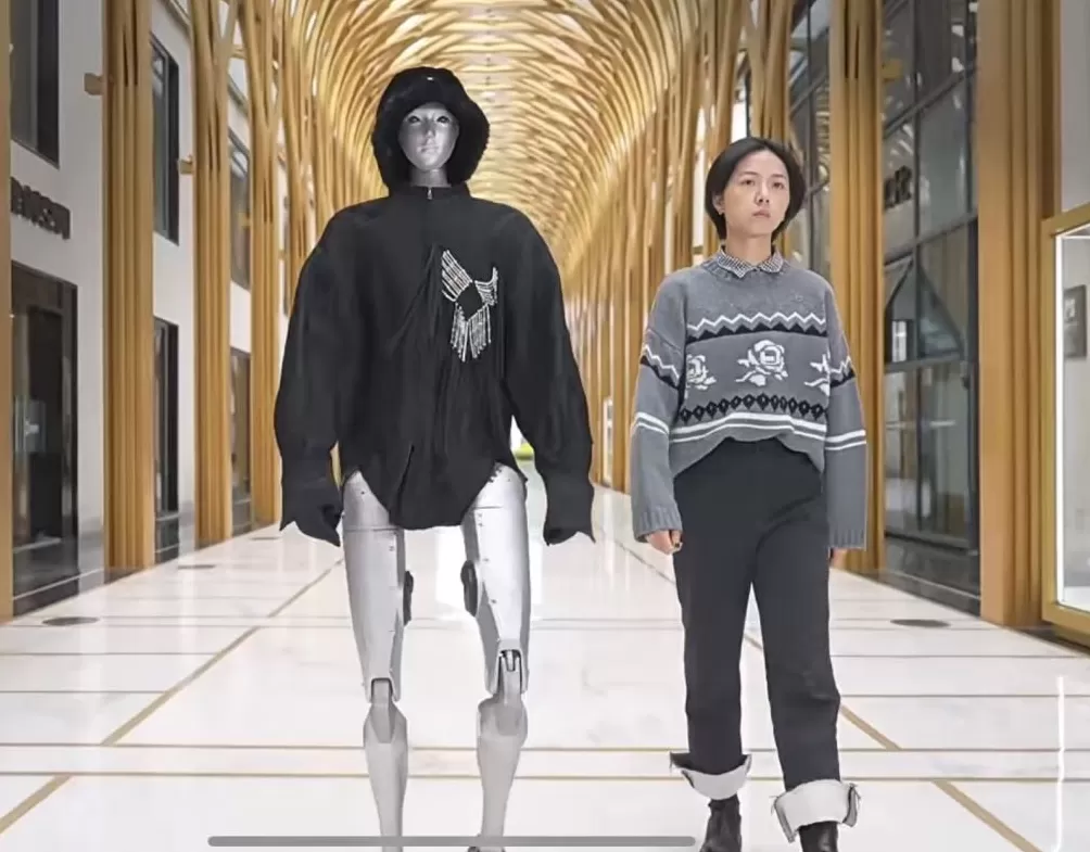 宇树机器人首次有了仿生人脸-第1张图片-