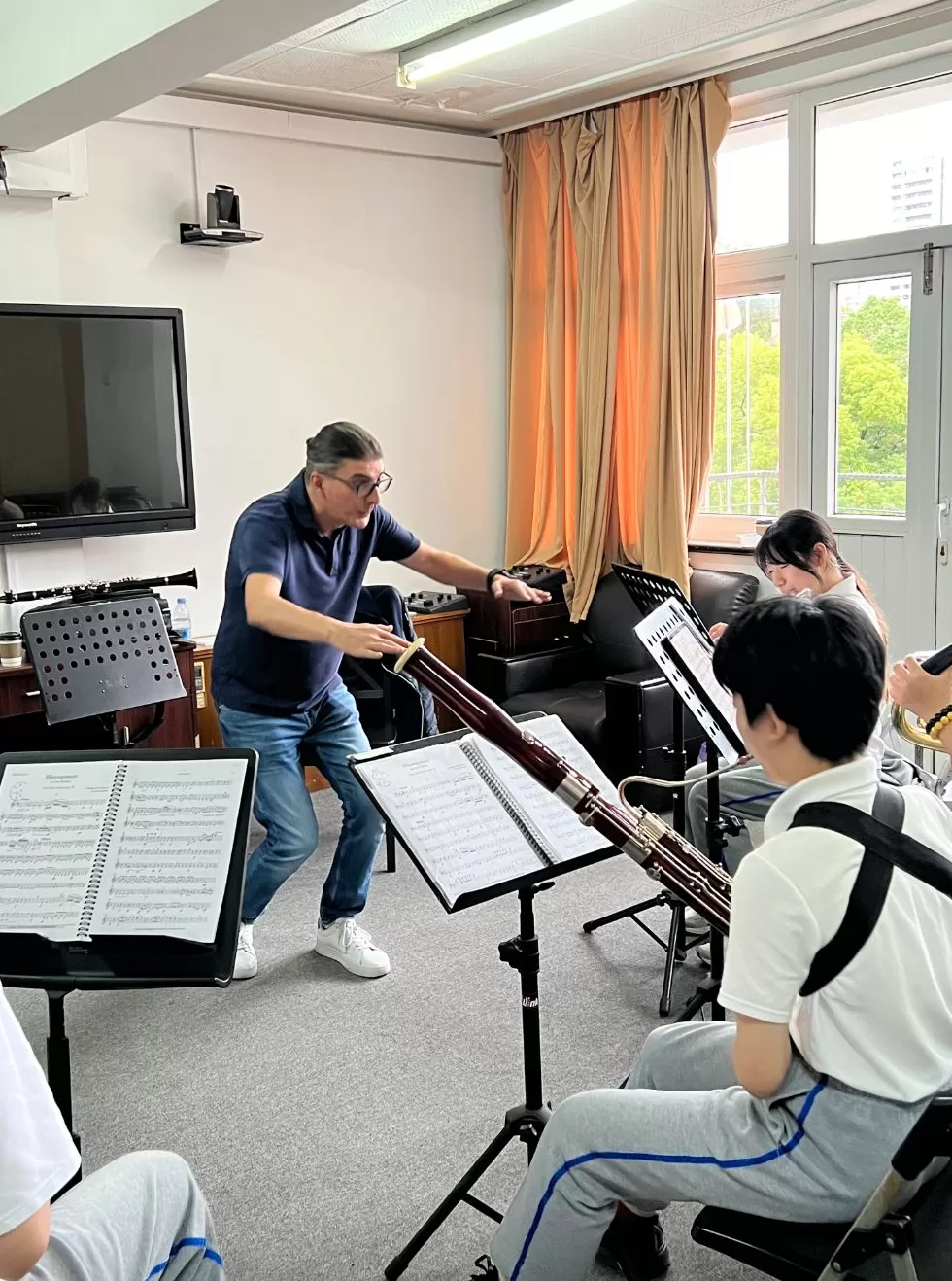 从蒙古和塞尔维亚请演奏家，上音附中推动室内乐教学国际化-第3张图片-