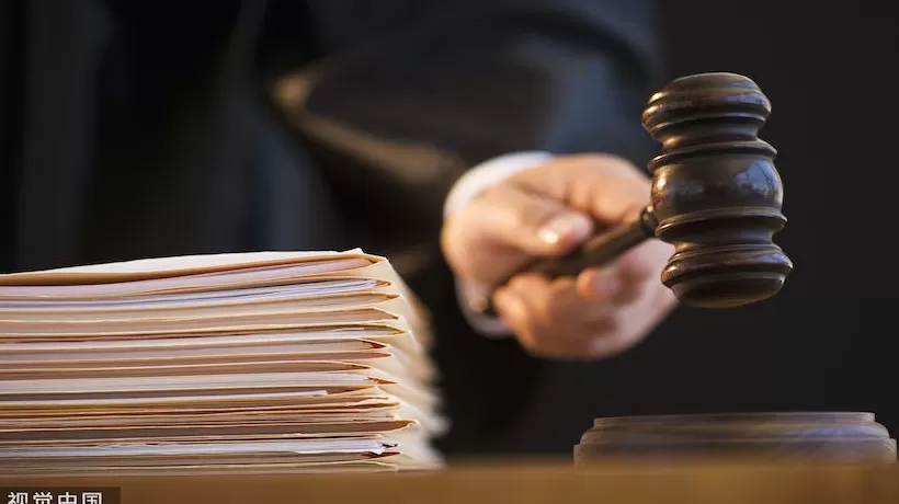 100万买银行推荐基金亏了23万，为何法院判银行全赔？| 局外人-第1张图片-