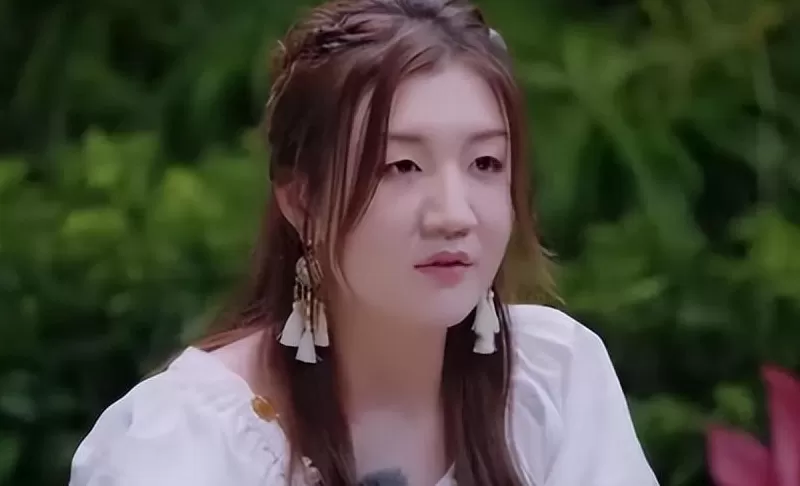 陈梦现身济南全力备战全运会，自曝已停训9个月；此前疑似签约黄晓明公司，综艺邀约不断-第1张图片-