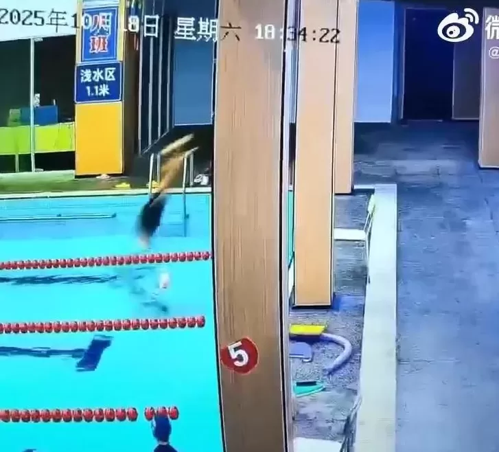 男子在游泳馆浅水区跳水致颈椎断裂去世，律师：救生员或涉重大过失-第1张图片-