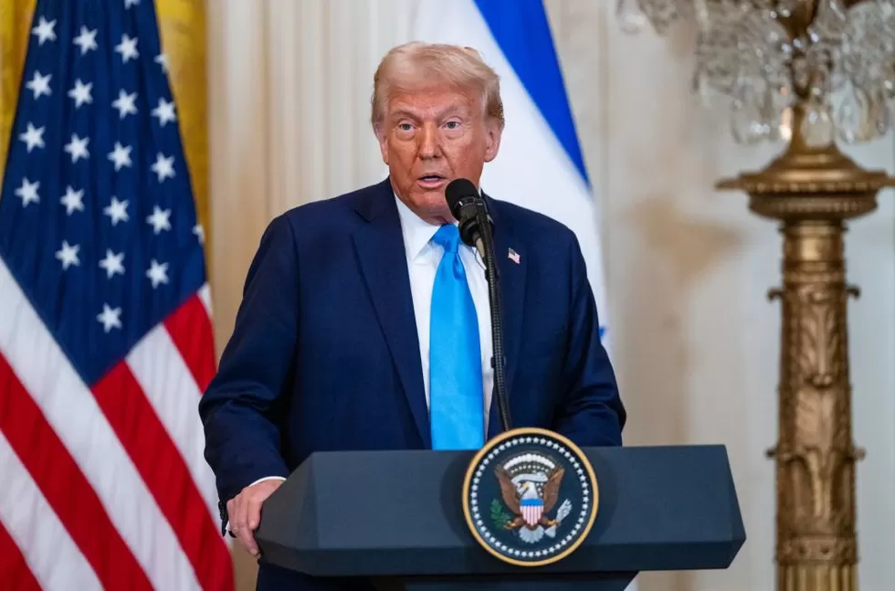 不满加拿大反关税广告，特朗普宣布对加方征收10%额外关税-第1张图片-