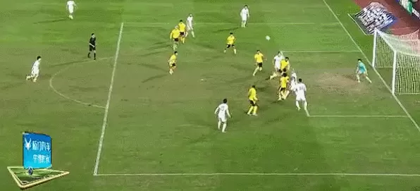 中超冠军争夺战最后冲刺,积分榜前三名一齐“踩刹车”-第8张图片- 中超冠军争夺战最后冲刺,积分榜前三名一齐“踩刹车”-第8张图片-