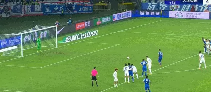 中超冠军争夺战最后冲刺,积分榜前三名一齐“踩刹车”-第12张图片- 中超冠军争夺战最后冲刺,积分榜前三名一齐“踩刹车”-第12张图片-