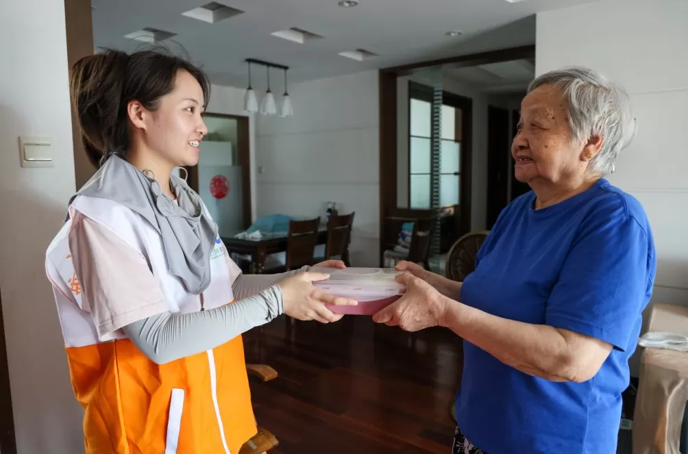 11年配送38万份助老餐，这位从农家屋走出的企业家如何反哺乡梓-第3张图片-