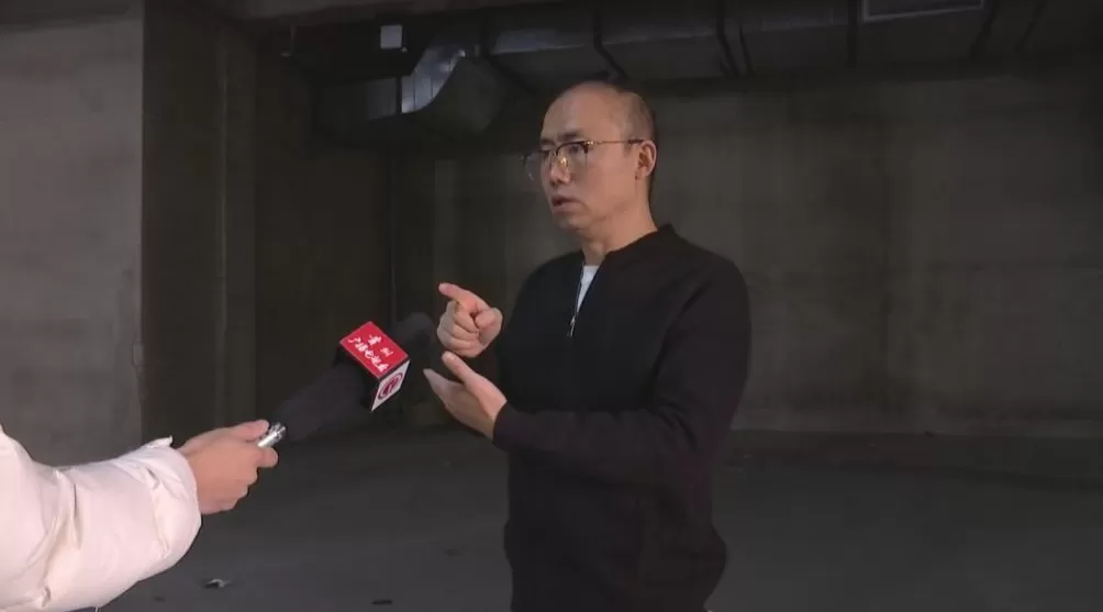 钱去哪儿了？商铺成了停车场，交钱容易退款难！-第2张图片-