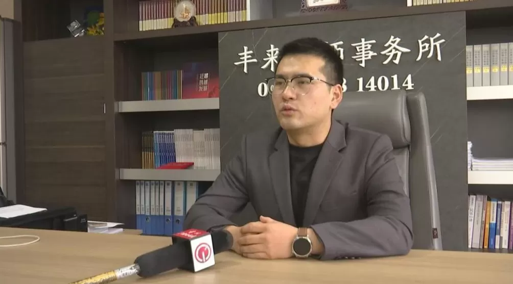 钱去哪儿了？商铺成了停车场，交钱容易退款难！-第11张图片-