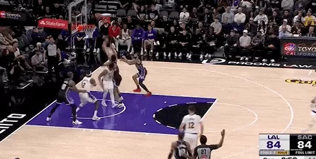 NBA | 杨瀚森前三场场均2分，里夫斯生涯首个50+-第4张图片-