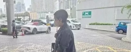 老戏骨许绍雄被曝病危，多位圈中好友已赶到医院-第4张图片-