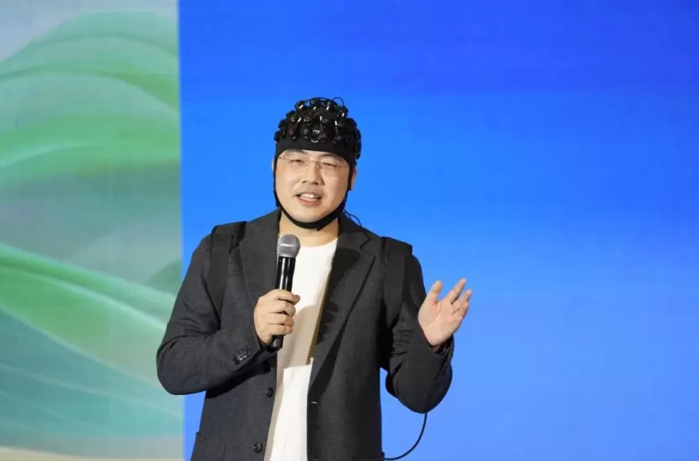 何以中国·家住长江边｜从秦简家书到脑机接口，解读湖北的古今之变-第5张图片-