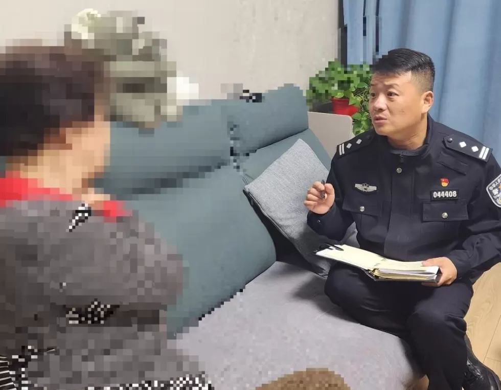 老人遭遇杀猪盘，一句“姐姐”背后的“围猎”与“剿杀”-第5张图片-
