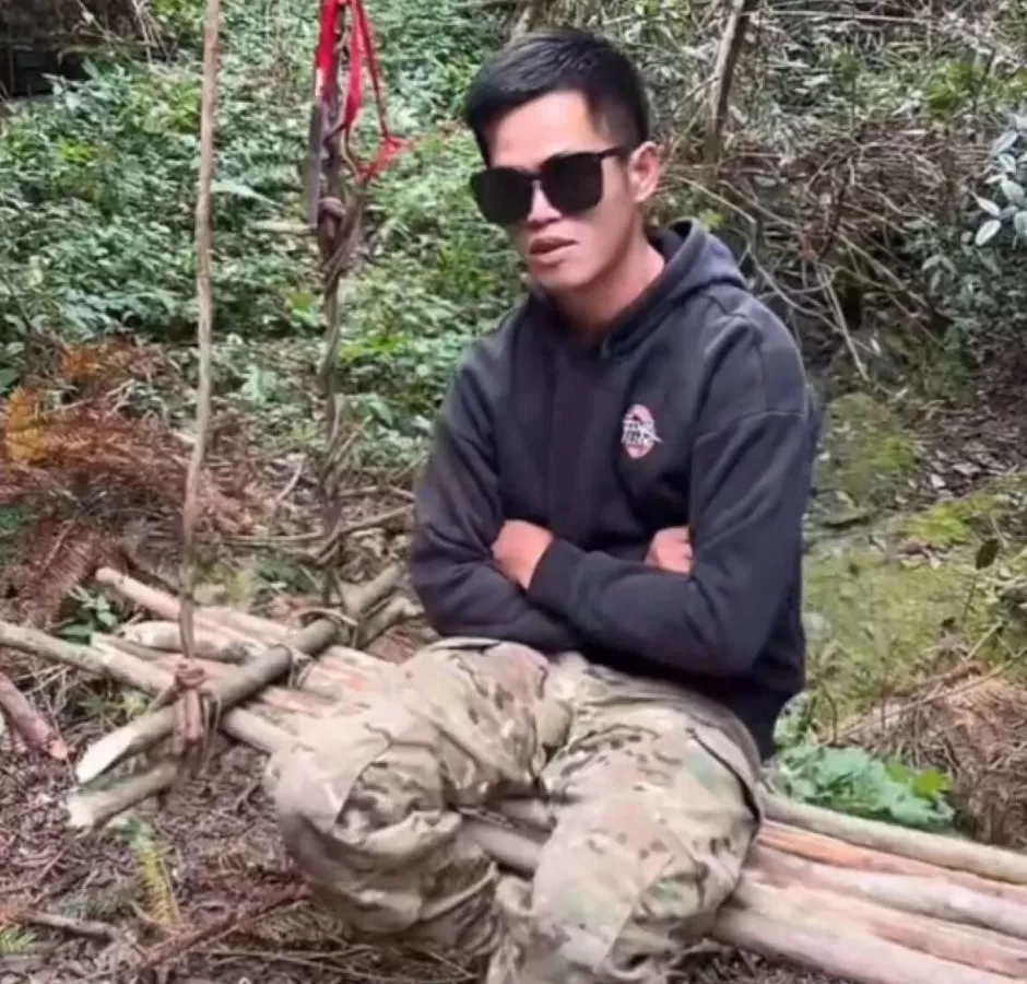 张家界荒野求生热门选手退赛,连下一周雨致腿部冻伤,本人发声:缺盐影响冻伤愈合-第2张图片- 张家界荒野求生热门选手退赛,连下一周雨致腿部冻伤,本人发声:缺盐影响冻伤愈合-第2张图片-