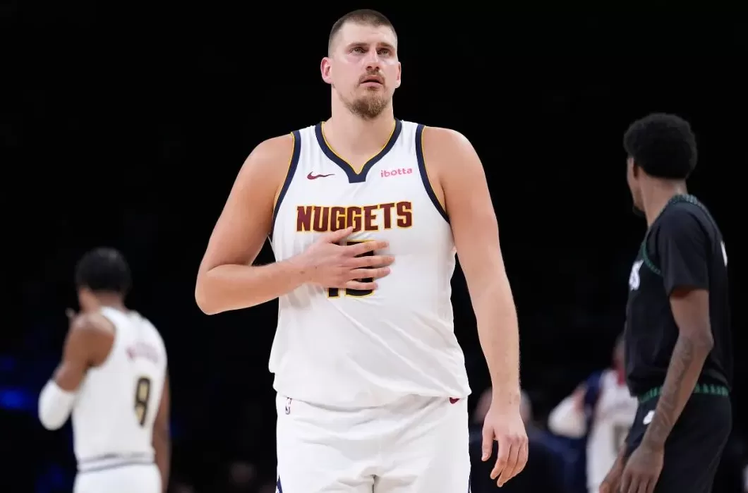 NBA | 杨瀚森背靠背仅得1分，约基奇三场三双创纪录-第2张图片-