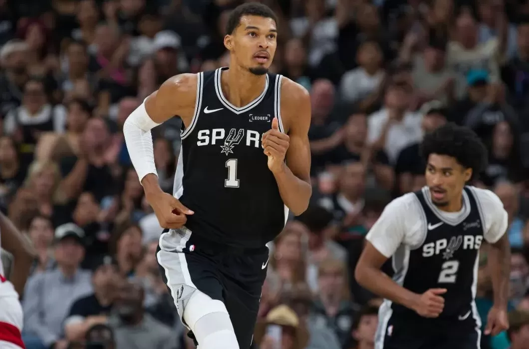 NBA | 杨瀚森背靠背仅得1分，约基奇三场三双创纪录-第3张图片-