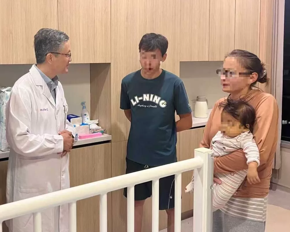 蒙古国胆道闭锁患儿跨国求医，爸爸捐肝250克在沪成功移植-第1张图片-