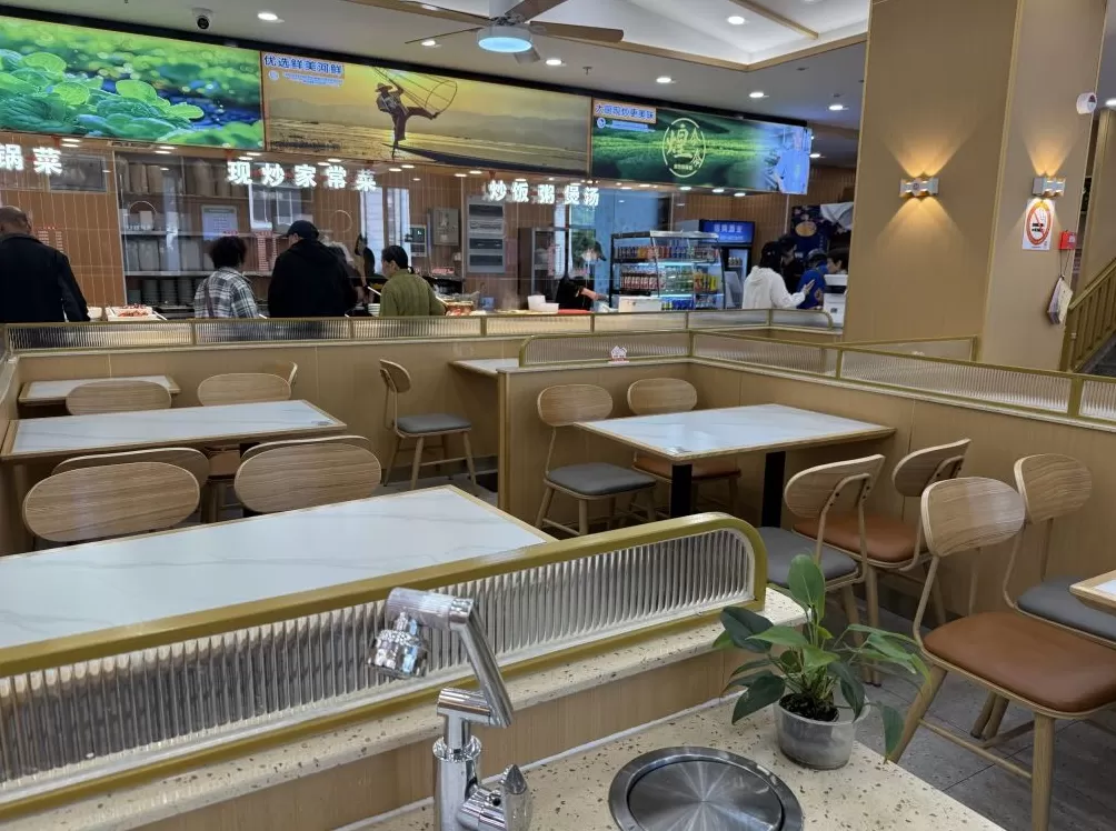 三大外卖平台均已上线“堂食”标识,认证标准是什么?记者走访-第1张图片- 三大外卖平台均已上线“堂食”标识,认证标准是什么?记者走访-第1张图片-