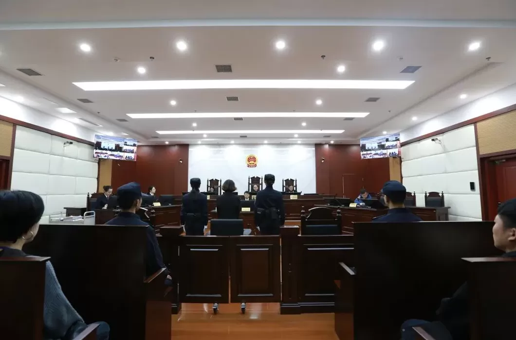 贵州贵阳市原副市长刘岚一审被控受贿343万余元-第2张图片- 贵州贵阳市原副市长刘岚一审被控受贿343万余元-第2张图片-