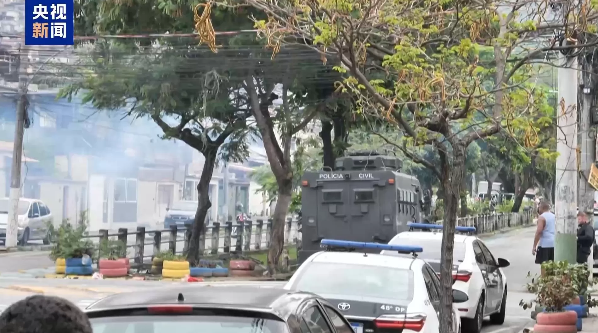巴西里约警方剿匪行动共打死117名嫌疑人-第1张图片-