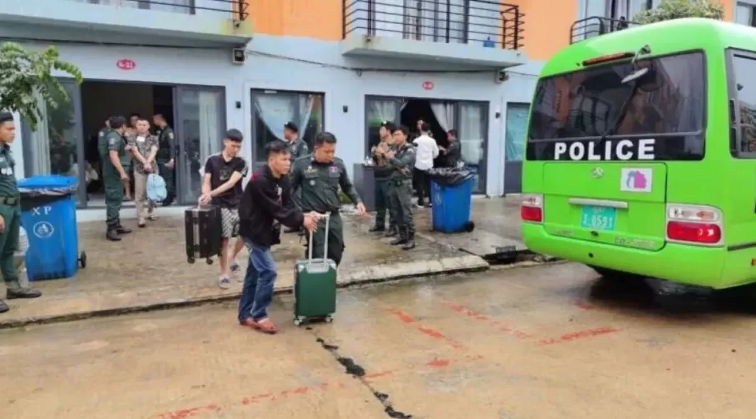 柬埔寨警方破获两起大型网络诈骗案,65人被捕-第1张图片- 柬埔寨警方破获两起大型网络诈骗案,65人被捕-第1张图片-