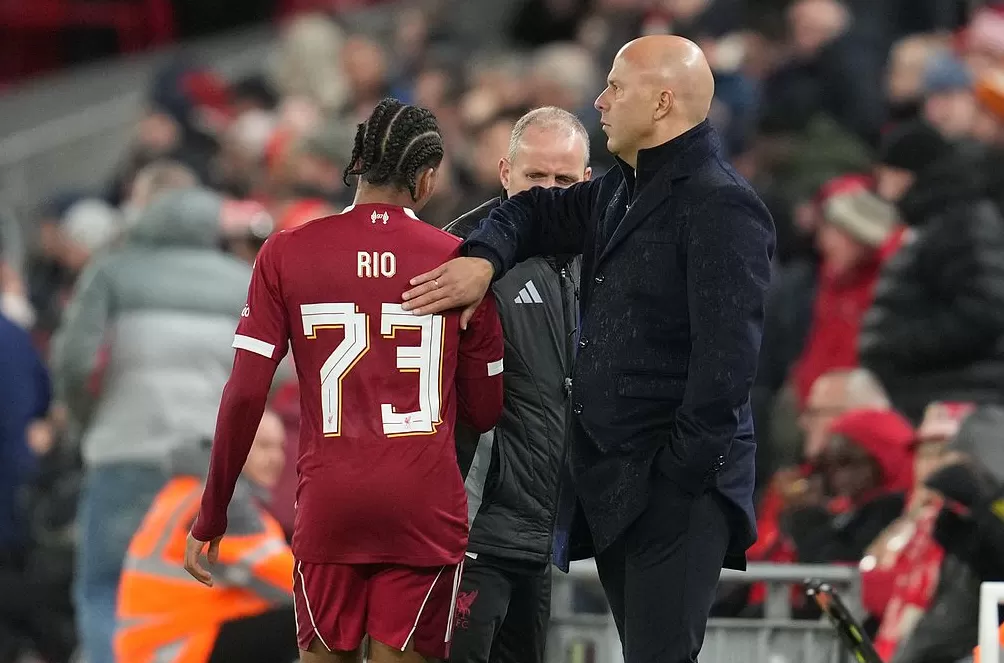 五连胜后遭遇内战五连败，人见人欺的利物浦，咋了？-第8张图片-