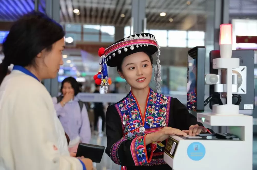 11月10日起云南铁路新增18列次动车票价优惠,C370次票价调至6折-第1张图片- 11月10日起云南铁路新增18列次动车票价优惠,C370次票价调至6折-第1张图片-