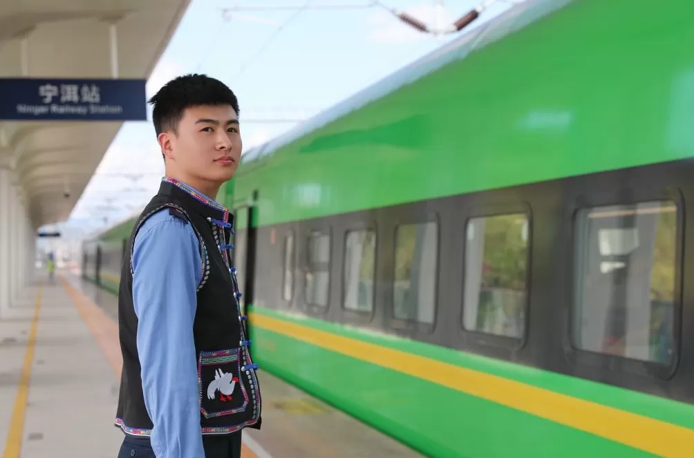 11月10日起云南铁路新增18列次动车票价优惠,C370次票价调至6折-第2张图片- 11月10日起云南铁路新增18列次动车票价优惠,C370次票价调至6折-第2张图片-