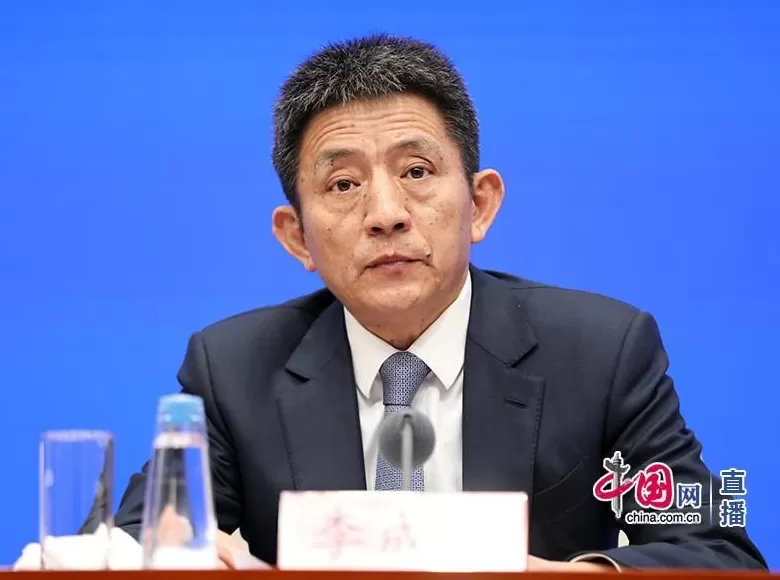 李成钢答澎湃:填补世界“绿色缺口”,中国在三个方面发力-第1张图片- 李成钢答澎湃:填补世界“绿色缺口”,中国在三个方面发力-第1张图片-