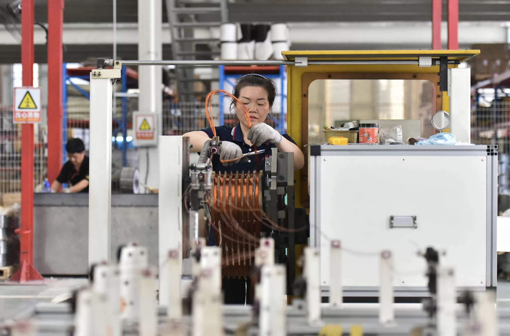 10月制造业PMI回落至49.0%,政策支撑下景气度有望回升-第1张图片- 10月制造业PMI回落至49.0%,政策支撑下景气度有望回升-第1张图片-