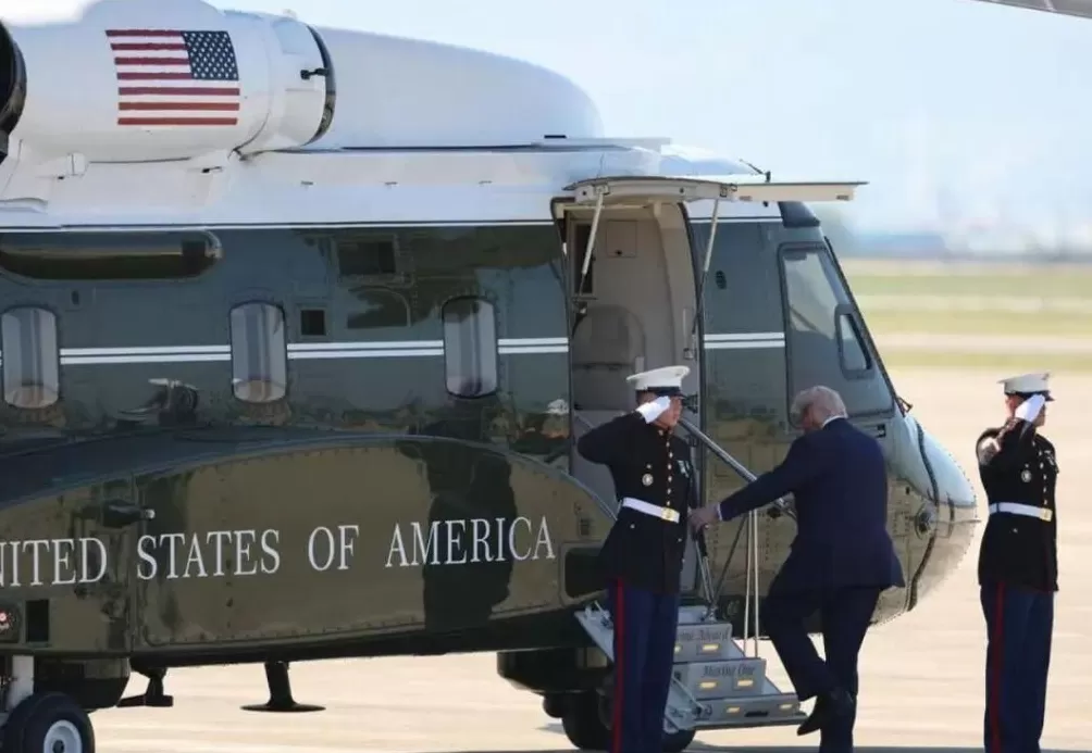 特朗普匆忙回程,或许预示着美国政府可能要发薪,结束停摆-第1张图片- 特朗普匆忙回程,或许预示着美国政府可能要发薪,结束停摆-第1张图片-