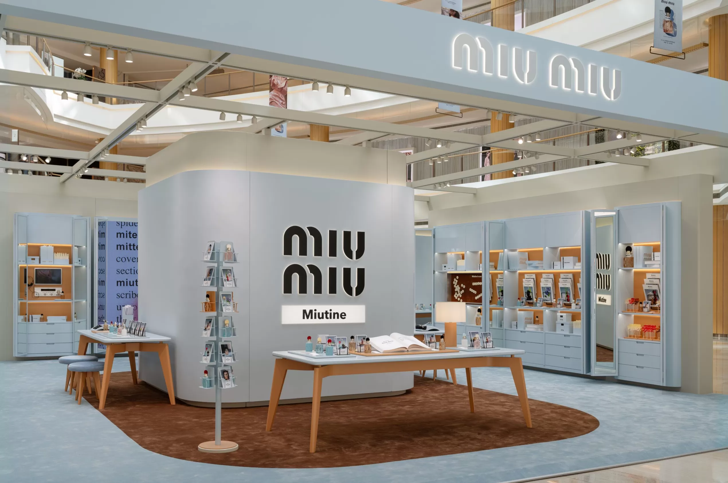 Miu Miu揭幕全国首家香水限时店,波司登Kim Jones合作款线下首发|是日美好事物-第15张图片- Miu Miu揭幕全国首家香水限时店,波司登Kim Jones合作款线下首发|是日美好事物-第15张图片-