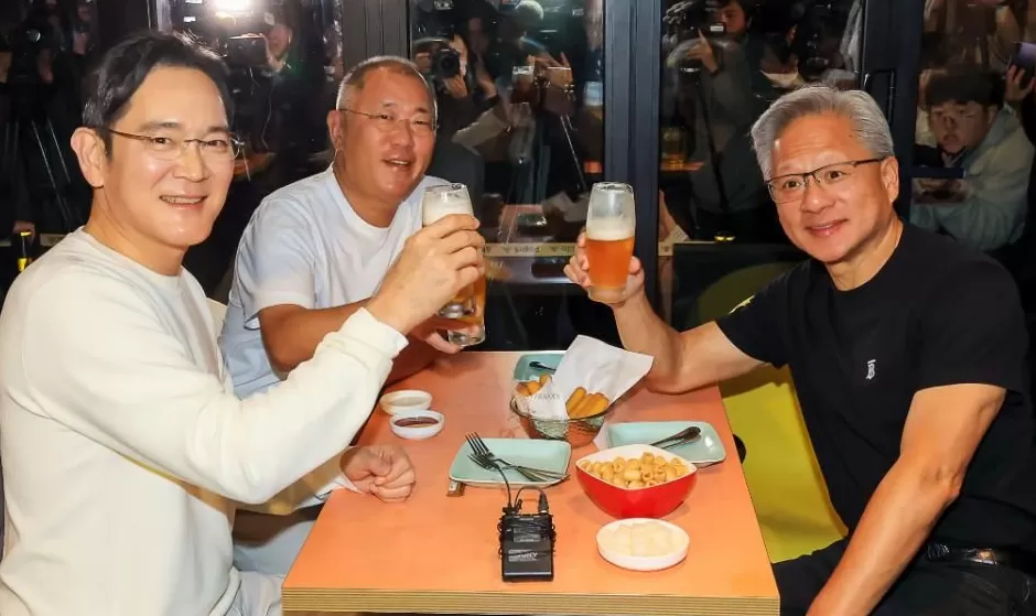 黄仁勋一顿炸鸡,韩国“鸡肉股”爆了-第1张图片- 黄仁勋一顿炸鸡,韩国“鸡肉股”爆了-第1张图片-