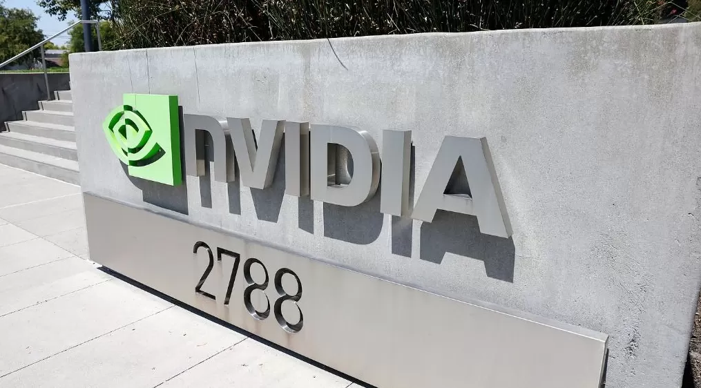 英伟达将向韩国供应26万颗最新芯片,黄仁勋参与李在镕啤酒炸鸡局-第1张图片- 英伟达将向韩国供应26万颗最新芯片,黄仁勋参与李在镕啤酒炸鸡局-第1张图片-