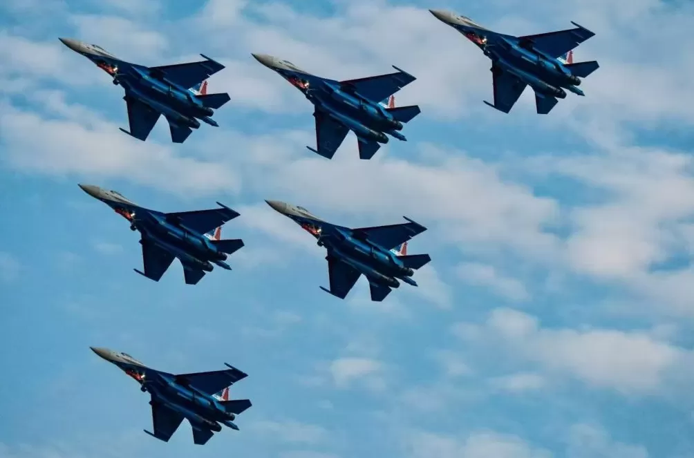 2025南昌飞行大会开幕，首次迎来军机飞行表演队-第3张图片-