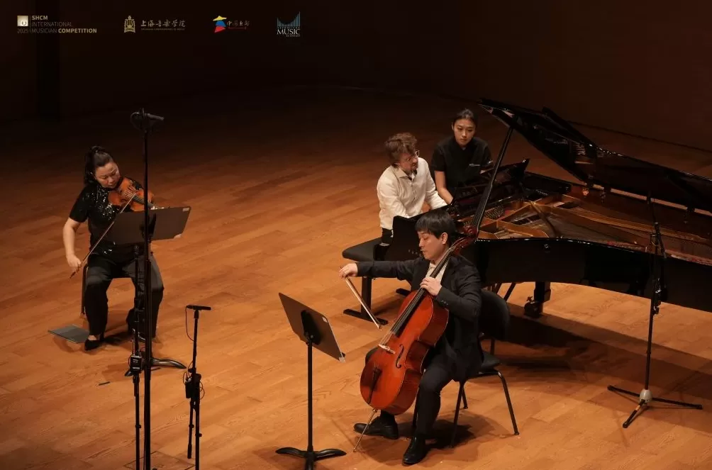 不秀独奏拼全能,20位钢琴才俊的泉州“闯关记”-第3张图片- 不秀独奏拼全能,20位钢琴才俊的泉州“闯关记”-第3张图片-