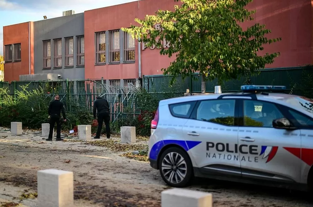 法国一贵金属精炼厂遭武装抢劫,近亿元金条被抢-第1张图片- 法国一贵金属精炼厂遭武装抢劫,近亿元金条被抢-第1张图片-