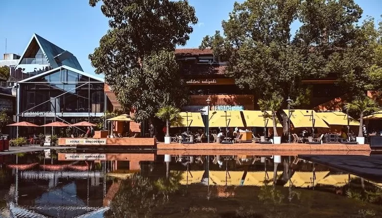 拉古纳奖亚洲首展，工业遗产汇聚全球青年艺术-第1张图片-