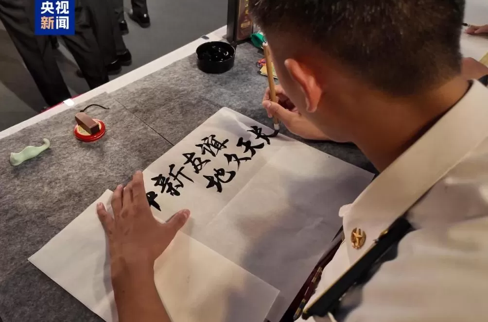 中国海军83舰编队完成对新加坡访问起程回国-第4张图片- 中国海军83舰编队完成对新加坡访问起程回国-第4张图片-